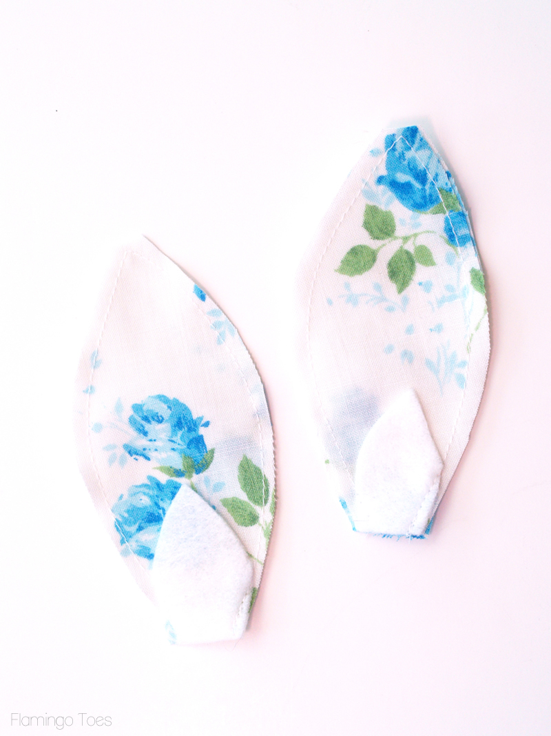 Sew Realistic Rabbitears sewing bunny ears