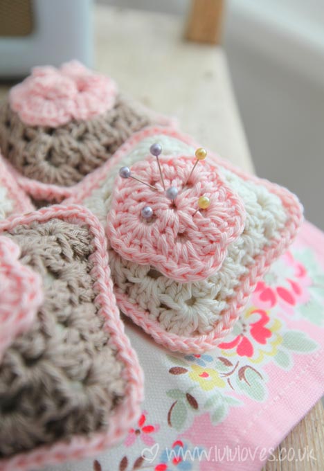 21 Cute and Quick Crochet Projects featured by top US crochet blog, Flamingo Toes