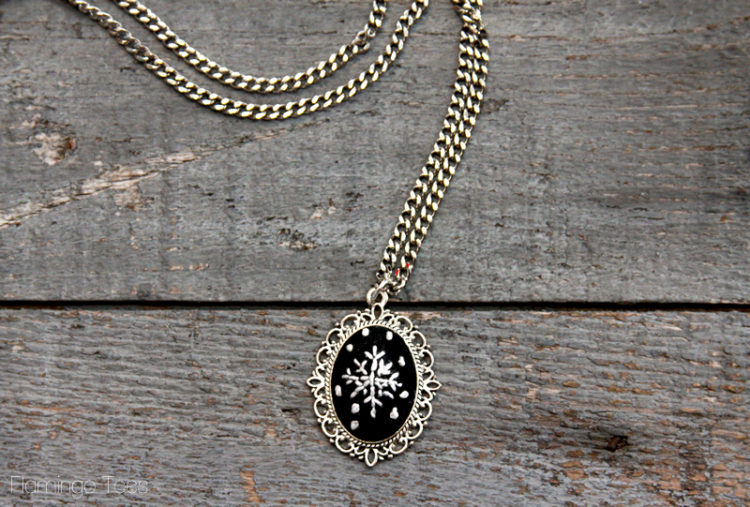 “Chalk” Embroidery Snowflake Necklace