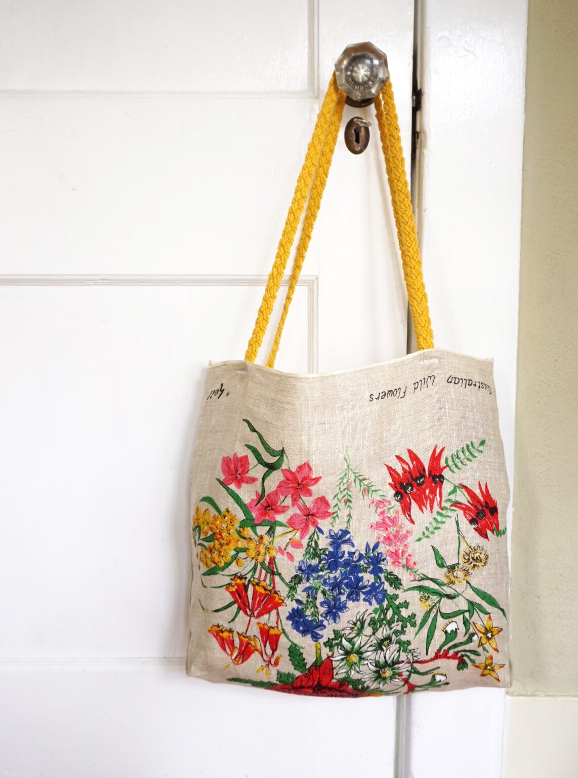 30 Fabulous Vintage Linen Projects