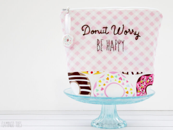 Image for Cute and Easy Donut Zipper Pouch