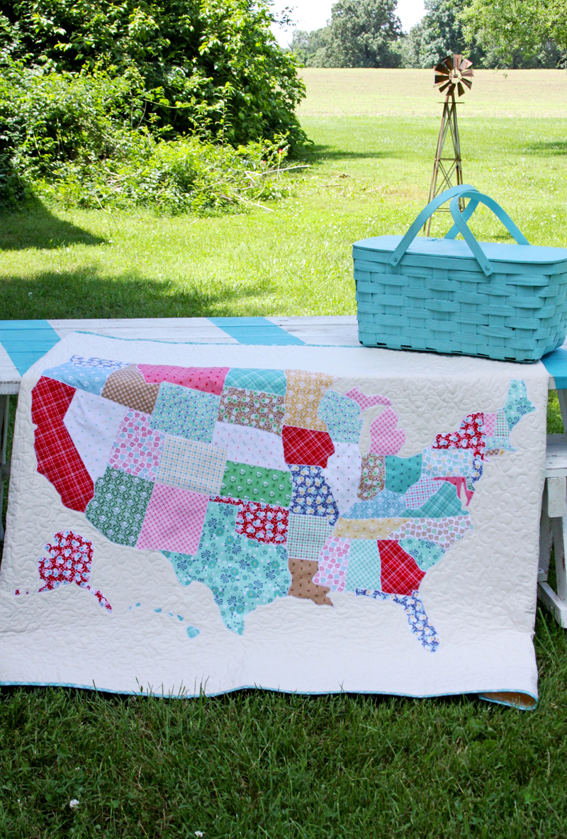 US Map Quilt Tutorial featured by top US quilting blog, Flamingo Toes: US Map Lap Quilt