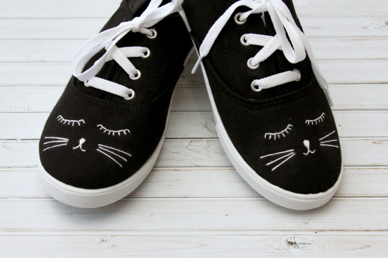 Cute Embroidered Black Cat Shoes