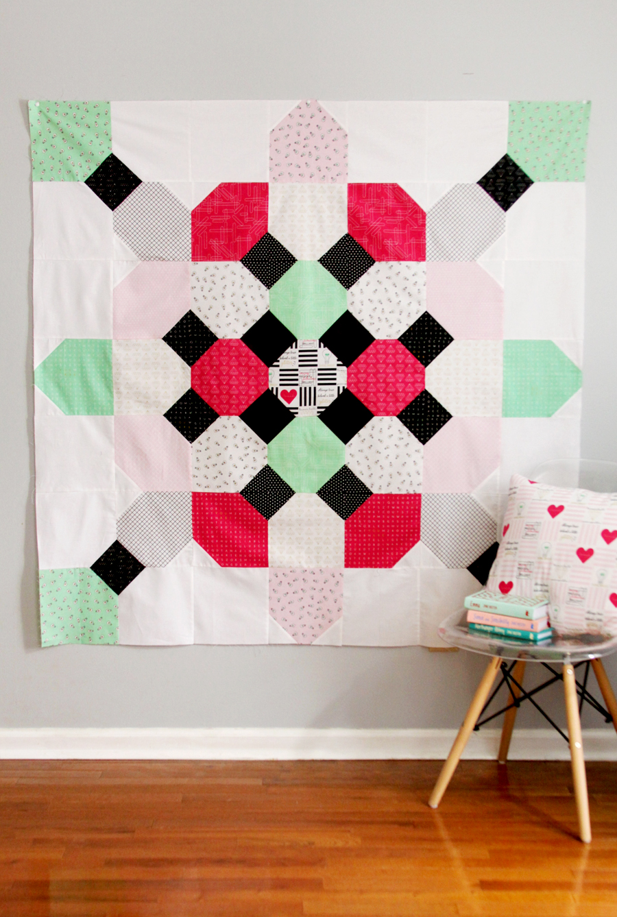 Fast and Free Quilt Patterns featured by top US quilting blog, Flamingo Toes: Free Soda Fountain Quilt Pattern with Shine Bright Fabrics