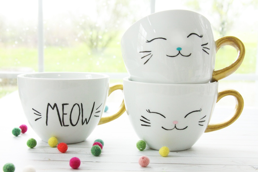 DIY Cat Mugs featured by top US craft blog, Flamingo Toes