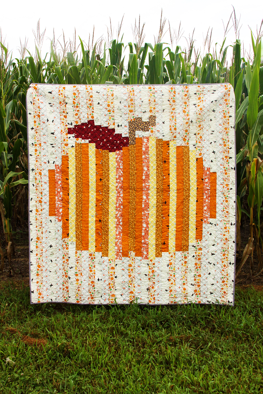 Colorful Strip Pumpkin Quilt with Free Pattern