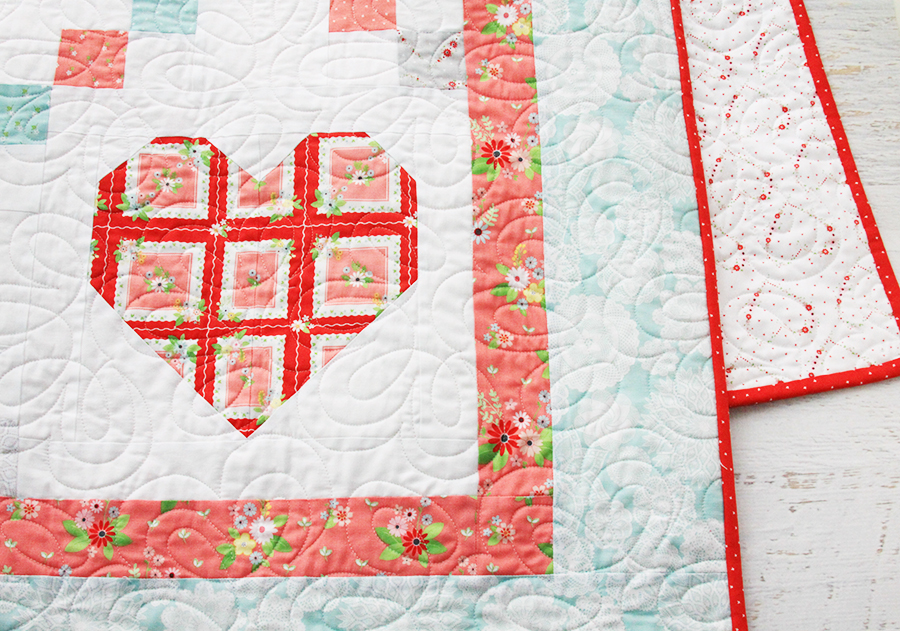 Hearts And Kisses Quilt Details 