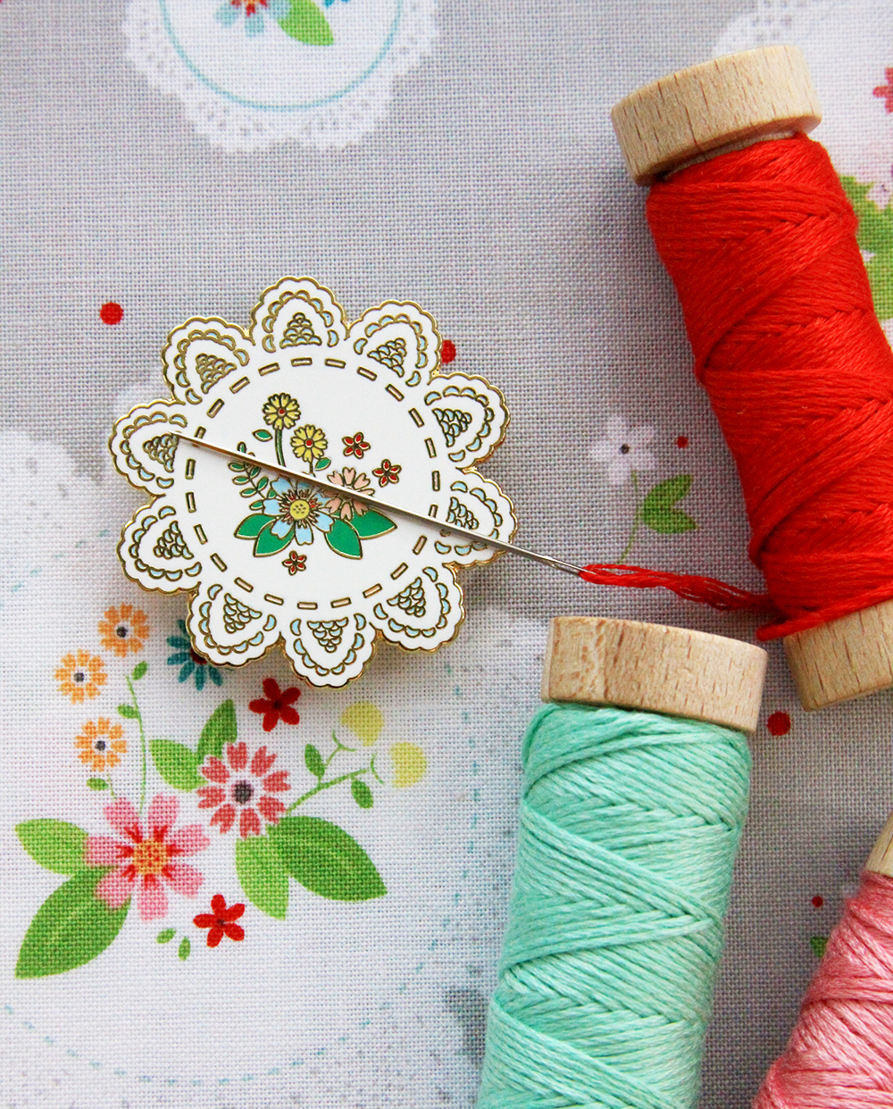 New Vintage Keepsakes Needle Minders! 