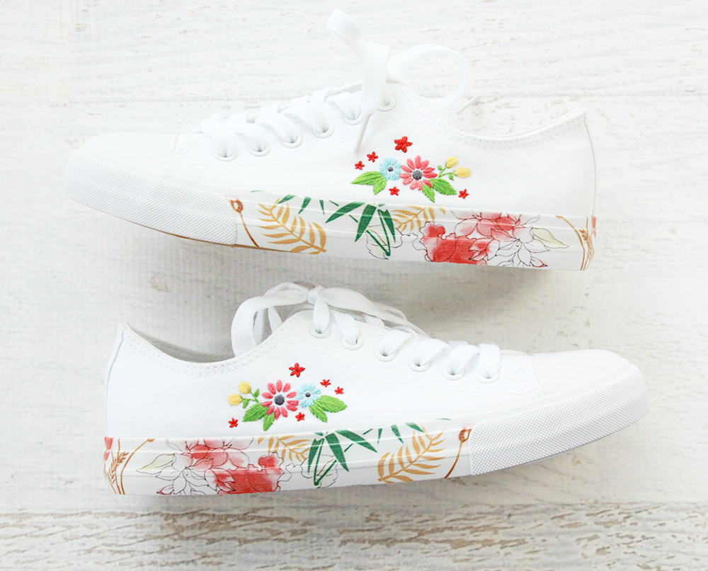 Shoes With Flowers Embroidery Designs