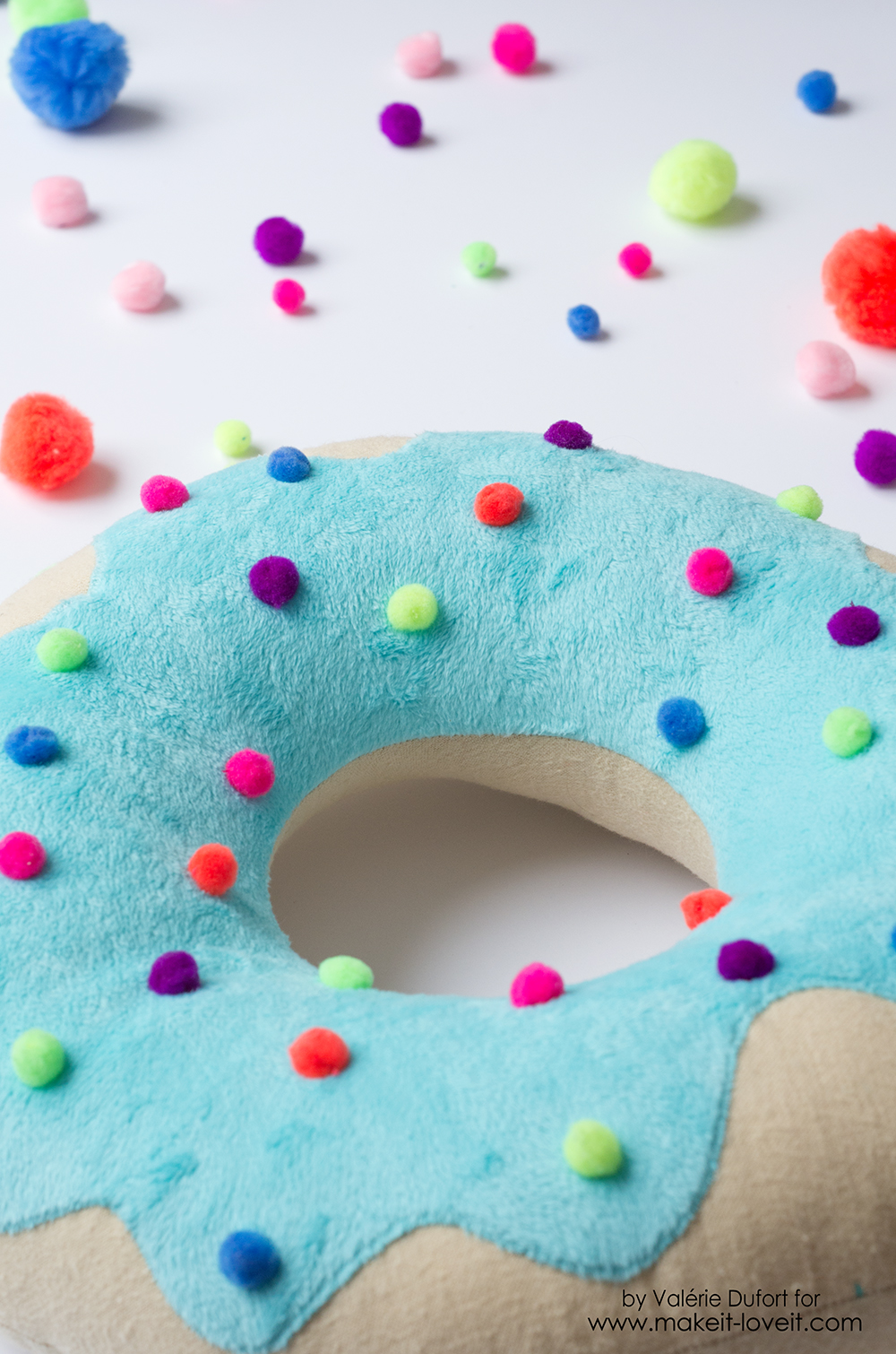 Kids hotsell donut pillow