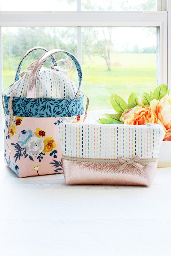 Blooms And Bobbins Fabric Bag Set