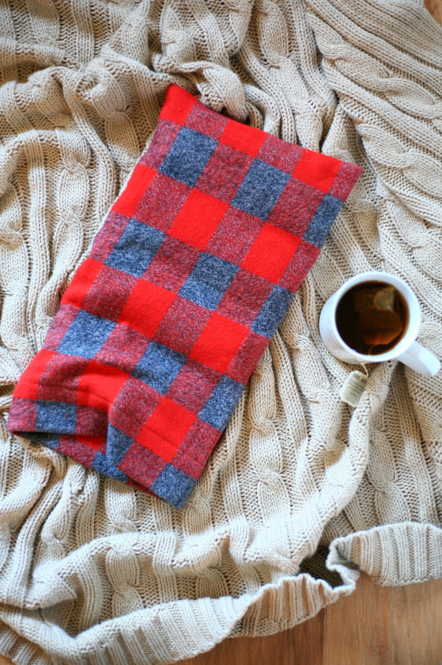 DIY heat up rice bag and flannel case tutorial 16