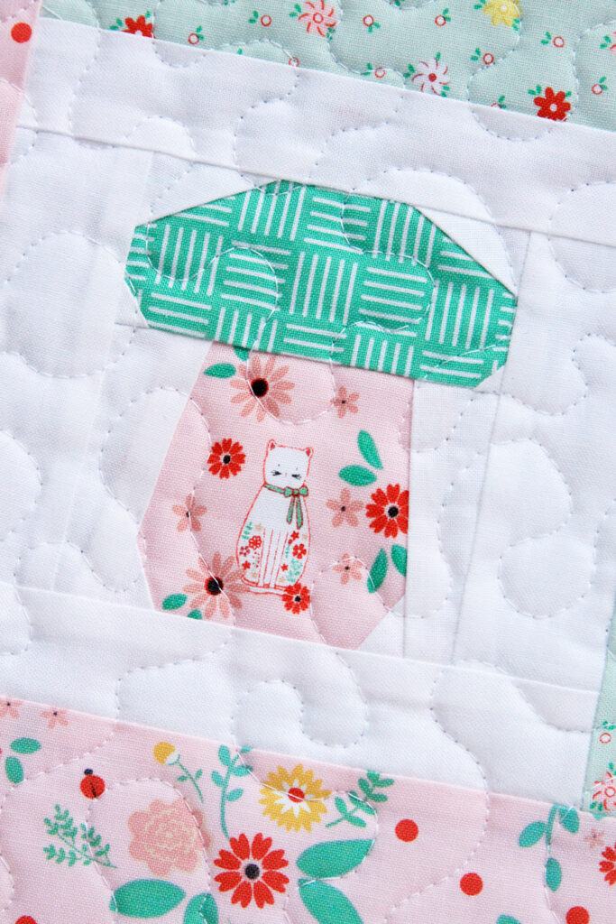 Mini Mushroom Quilt featured by top US quilting and sewing blog, Flamingo Toes.