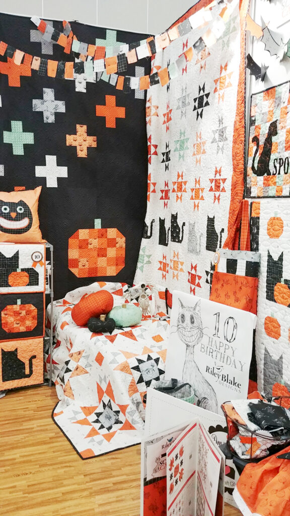 Fall Quilt Market 2019 Recap featured by top US quilting blog, Flamingo Toes.