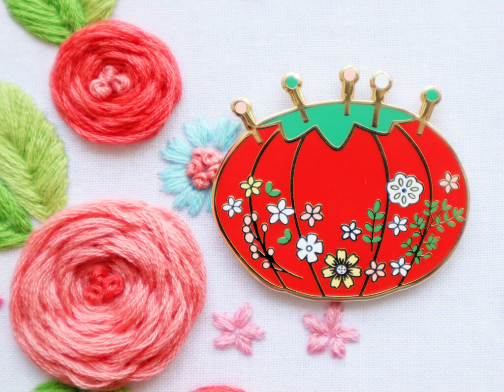 https://flamingotoes.com/wp-content/uploads/2020/08/Floral-Pin-Cushion-Needle-Minder-1024x797.jpg