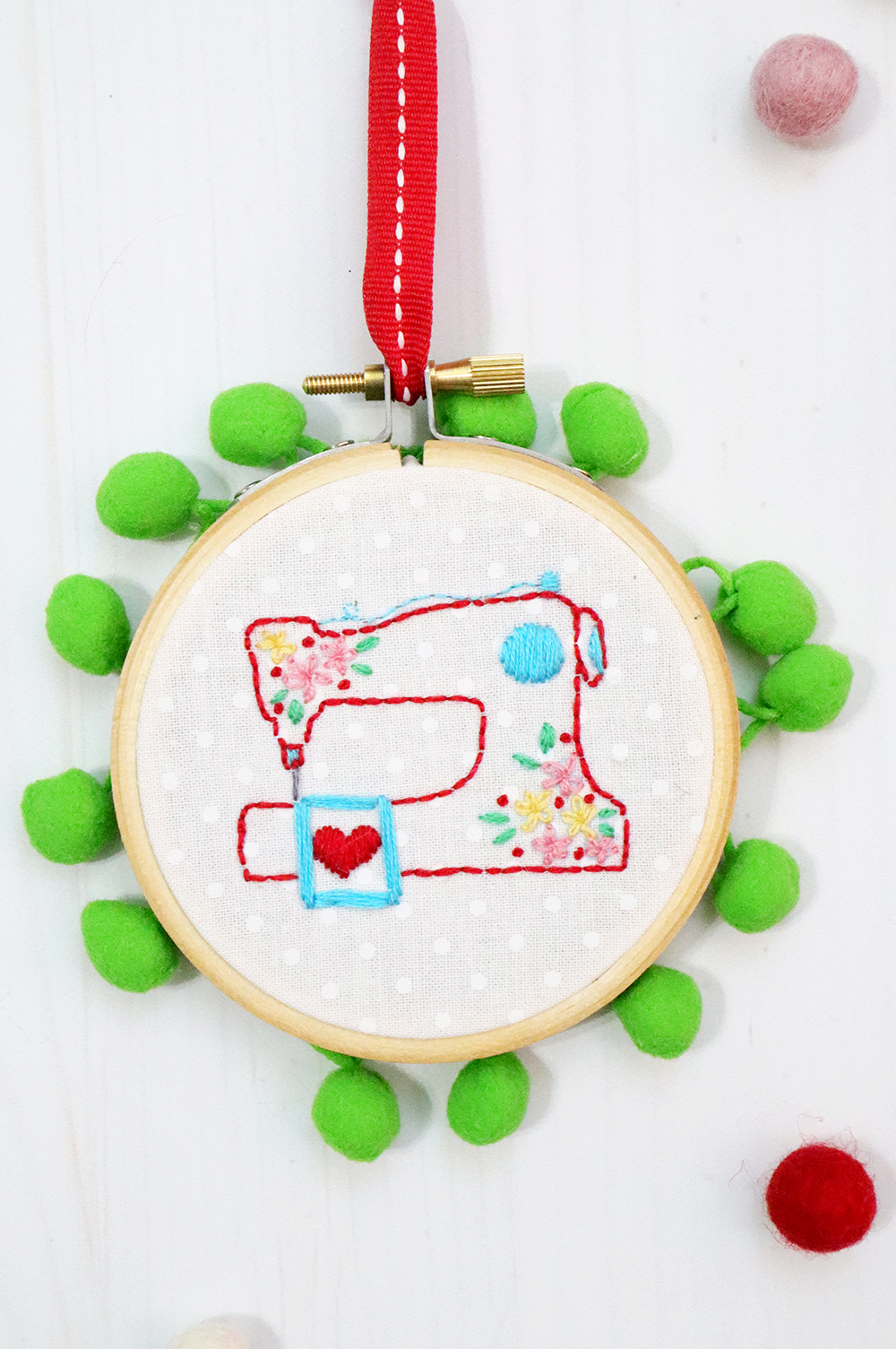 Sewing Room Christmas Hoop Ornaments  DIY Christmas Ornaments