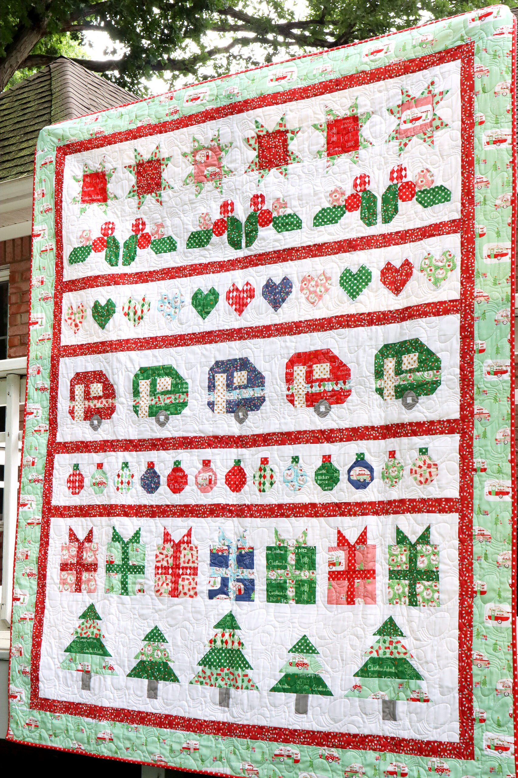 Christmas Adventure Row Quilt Flamingo Toes Christmas Quilt