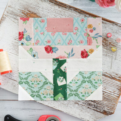 Sewcialites 3 – Block 7: Flower